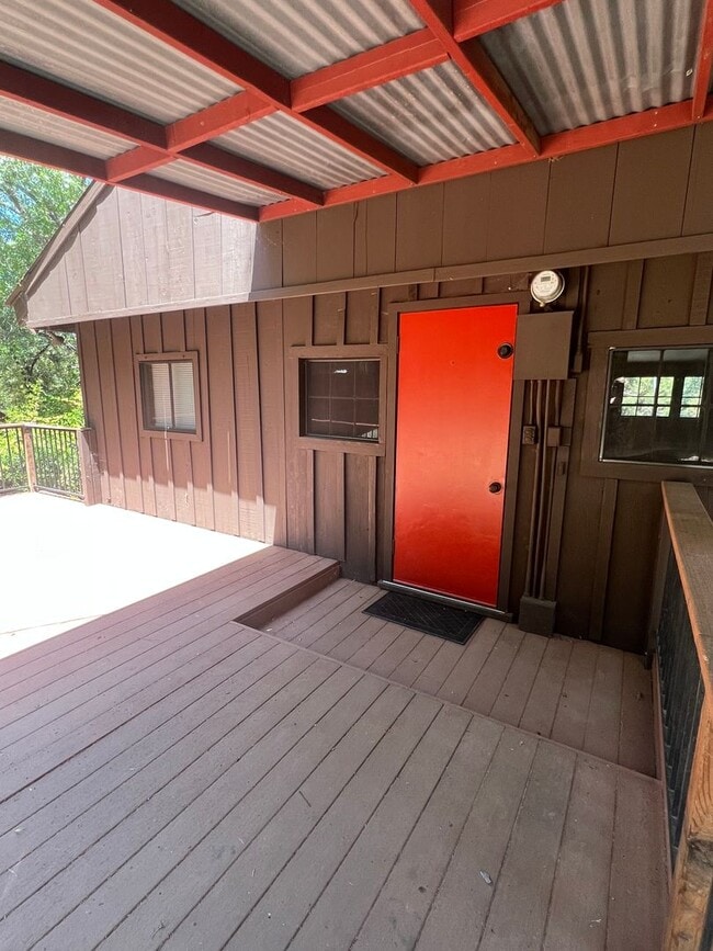 Primary Photo - River Pines Home