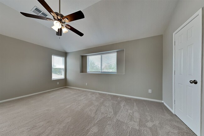 Building Photo - 16805 Northern Flicker Trail