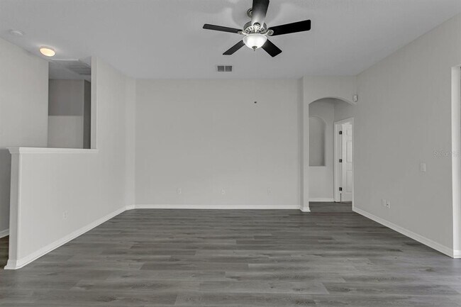 Building Photo - 15412 Montilla Loop