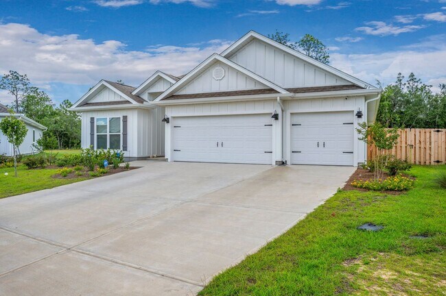 Building Photo - Stunning 4 Bedroom, 3 Bath Home in Shoal R...