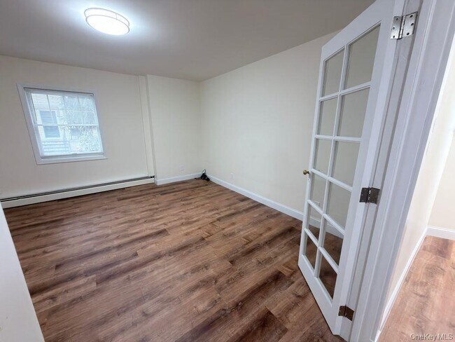 Building Photo - 1870 Baldwin Rd