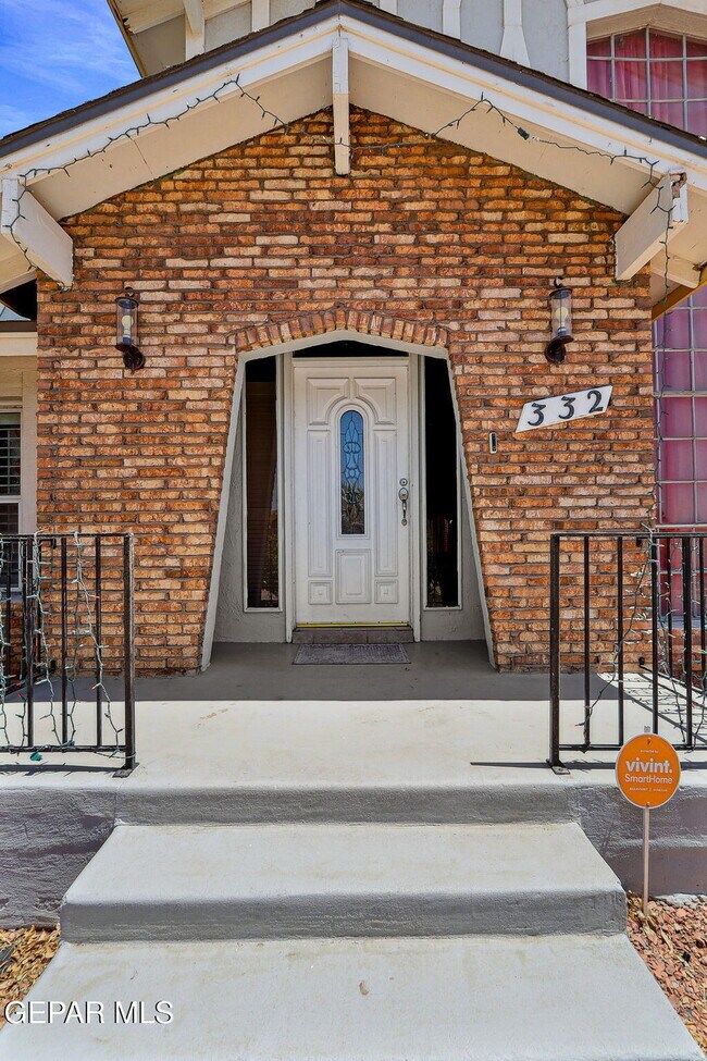Building Photo - 332 Windrose Ct