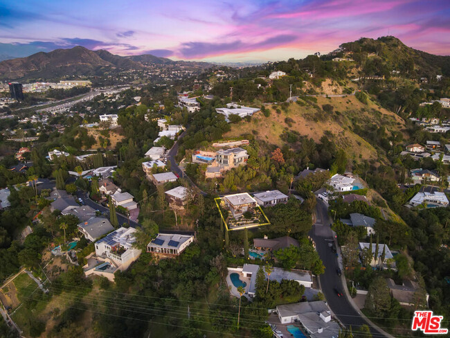 Building Photo - 3288 Wrightwood Dr