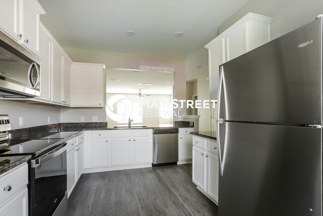 Building Photo - 5 Bedroom Pet-Friendly Home in Magnolia, TX with Main Street Renewal