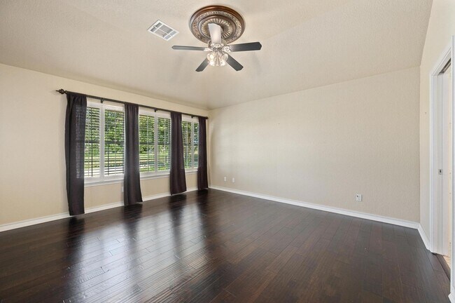 Building Photo - 30117 Hacienda Ln