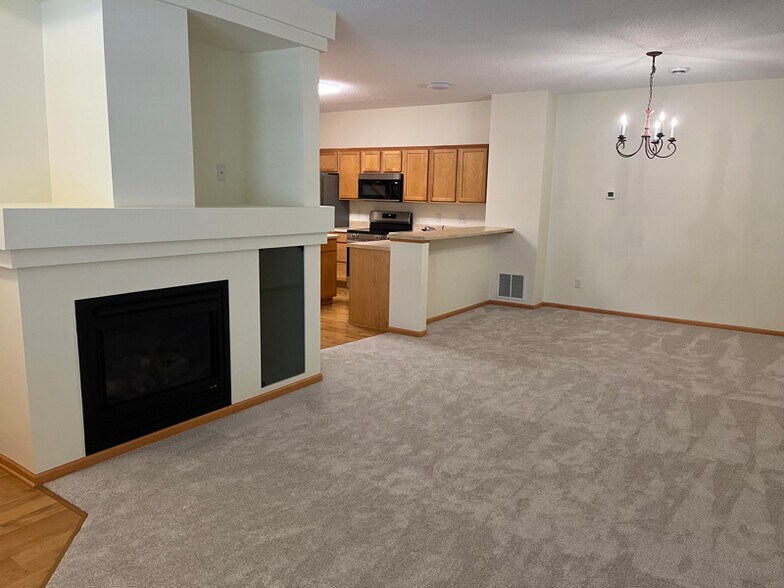 Building Photo - 5987 Sandcherry Pl NW