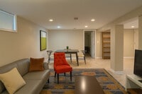 Building Photo - 2757 Greenway Blvd