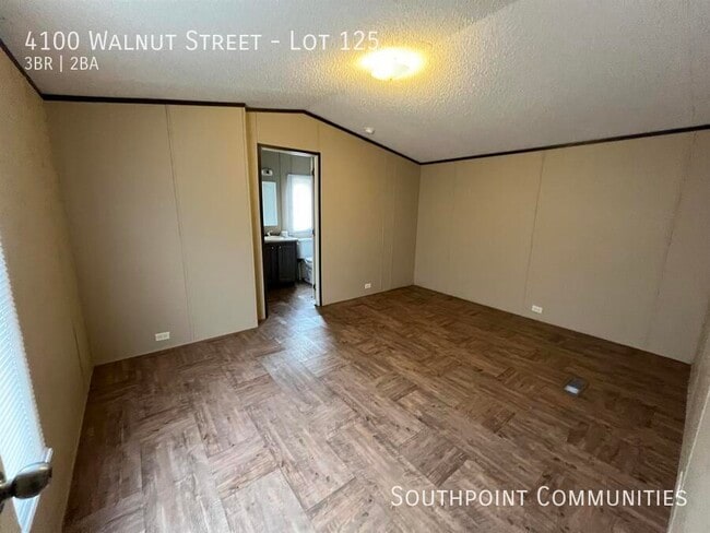 Building Photo - 4100 Walnut Ave