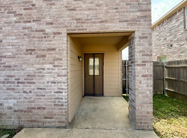 Building Photo - 812 Parkplace Ridge