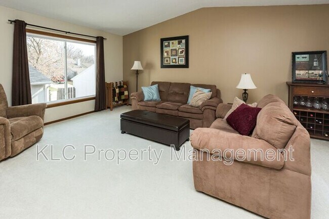 Building Photo - 8302 Twana Dr