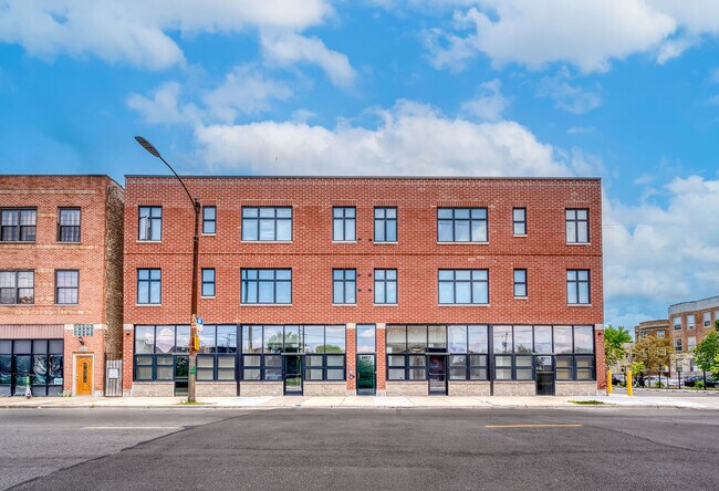 Primary Photo - 1427 S Kedzie Ave