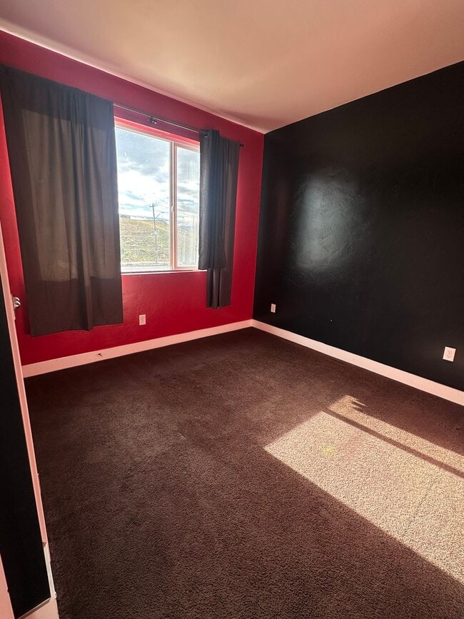 Building Photo - GORGEOUS Home!!!!