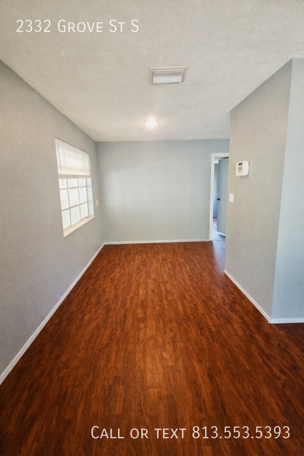 Building Photo - 2332 Grove St S