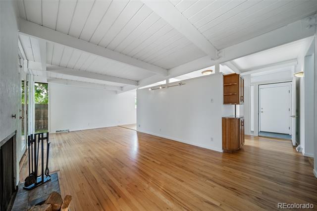 Building Photo - 1490 S Filbert Way
