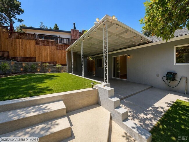 Building Photo - 44 Millay Pl