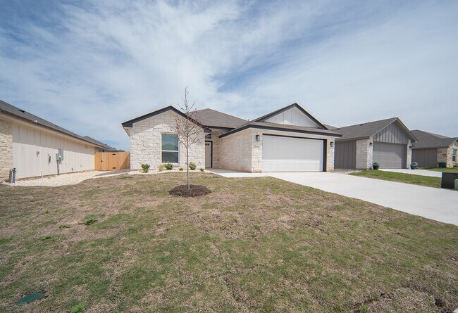 Building Photo - 1414 Sideoats Ln