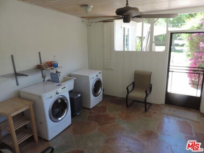 Building Photo - 5039 Rubio Ave