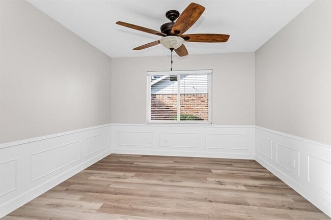 Building Photo - 9723 Moorberry Ln