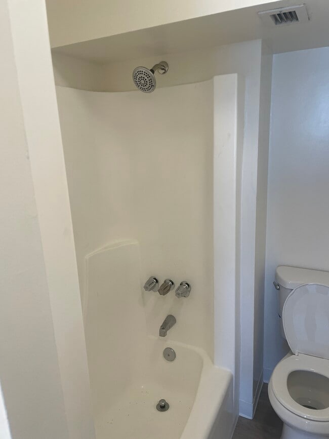 Building Photo - 801 Ala Nioi Pl