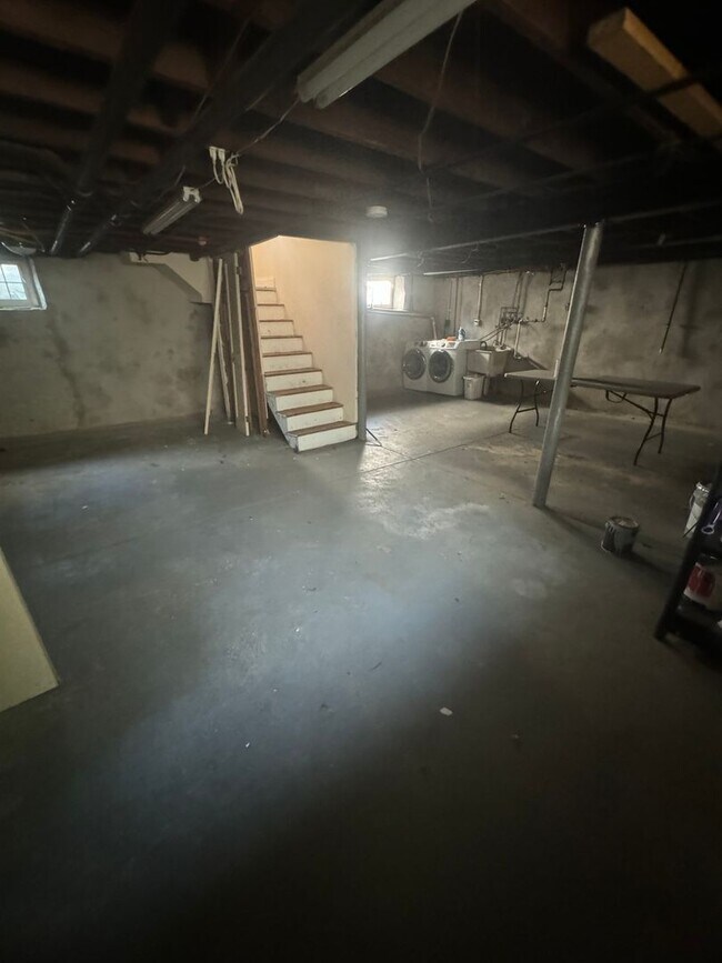 Building Photo - Upper Darby  rental. Ready to tour.