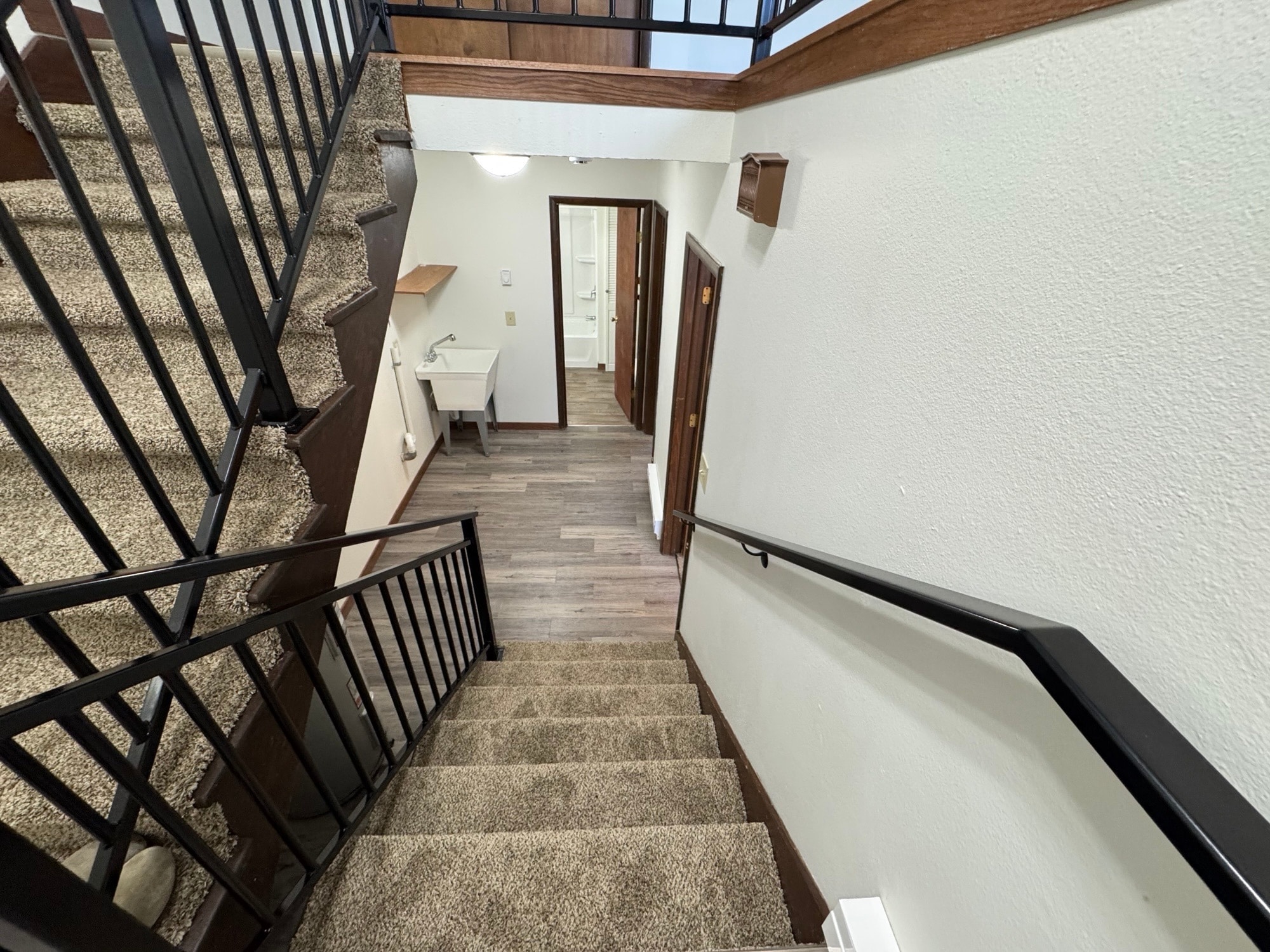 Building Photo - 3017 Pine Lodge Rd