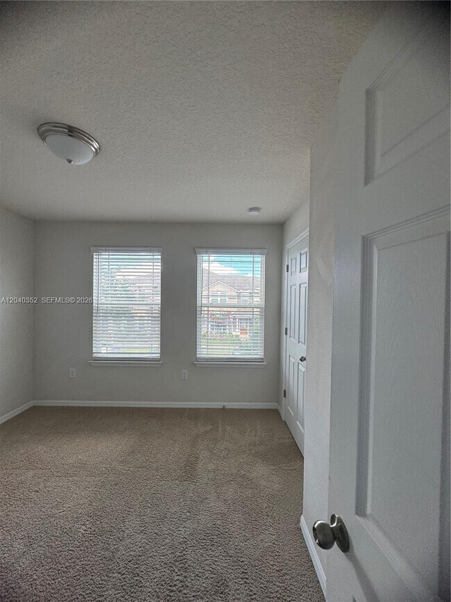 Building Photo - 2713 Giardino Loop