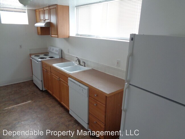 Building Photo - 6 br, 3 bath House - 1018 17th Street