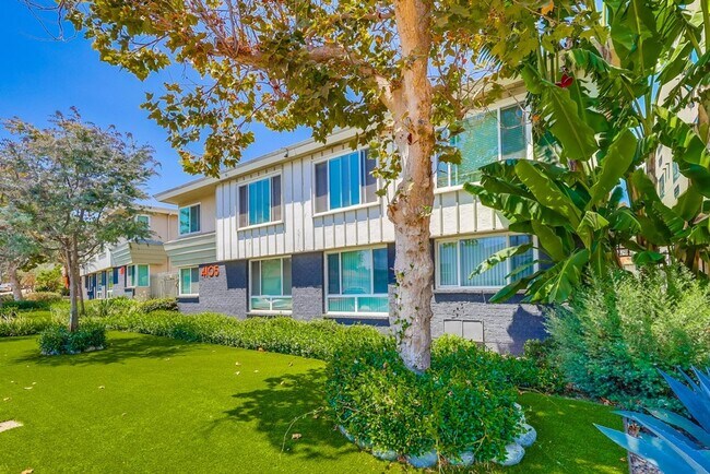 Building Photo - 4111 Somerset Dr