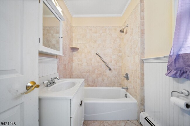 Building Photo - 26 Wostbrock Ln