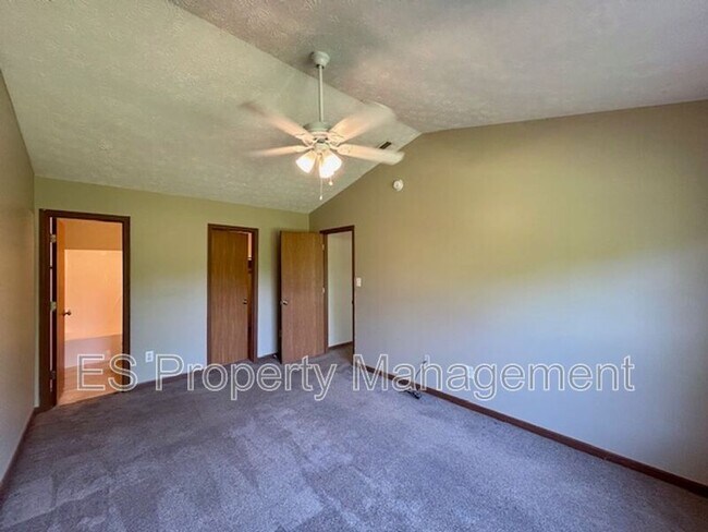 Building Photo - 7822 Crooked Meadows Dr
