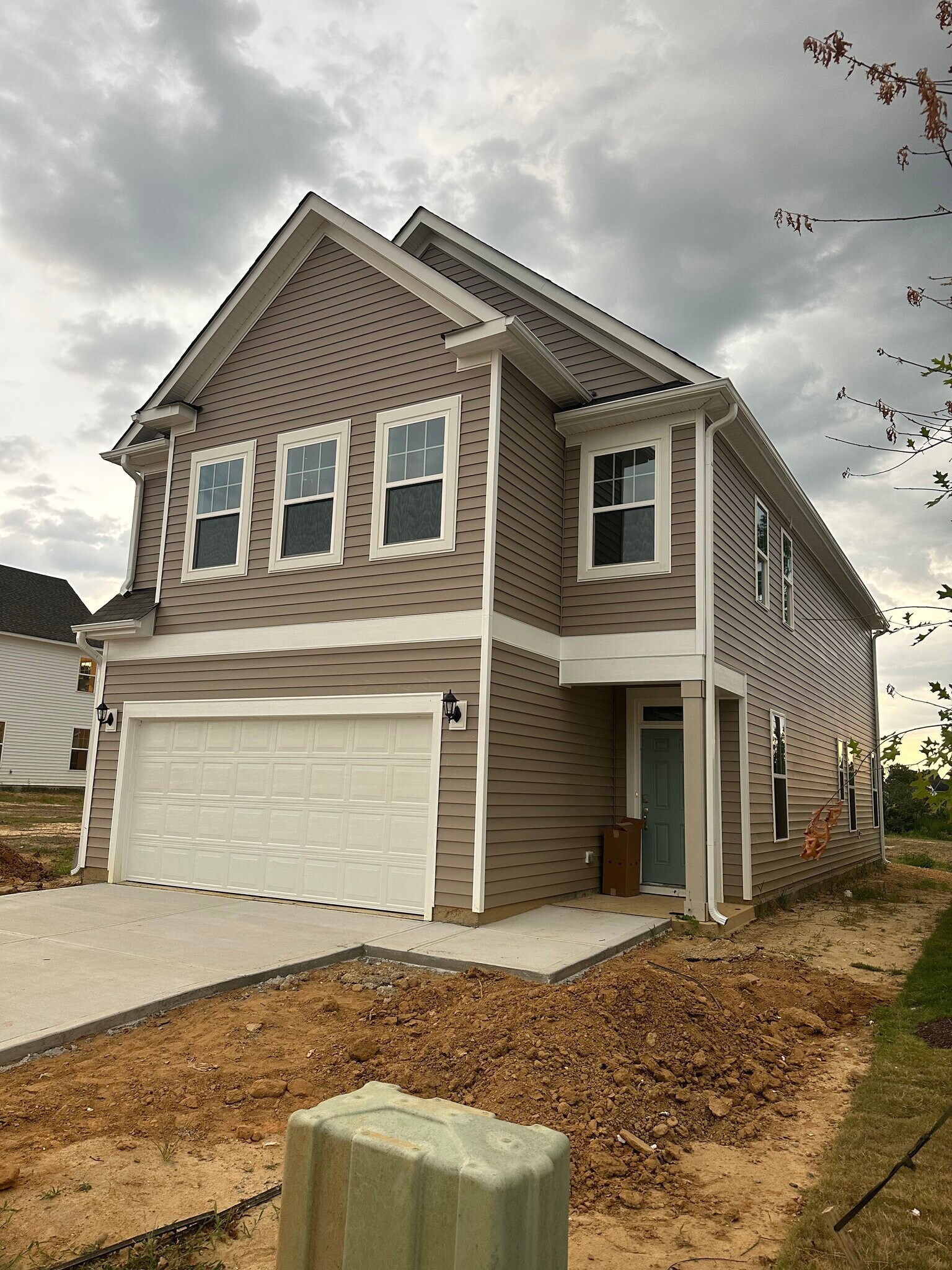 Building Photo - 38 Nailsworth St