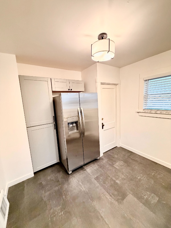 Building Photo - 2755 Grandview Ave