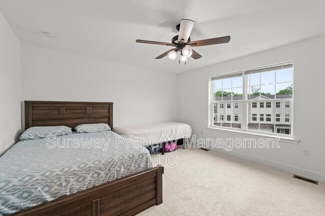 Building Photo - 1806 Swales Ct