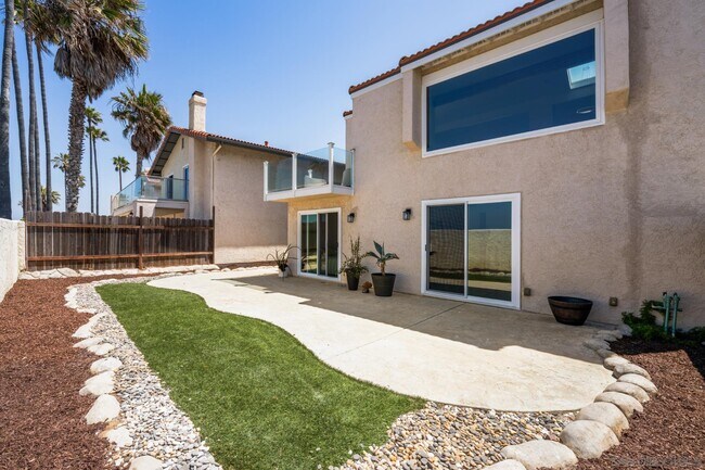 Building Photo - 92 Trinidad Bend
