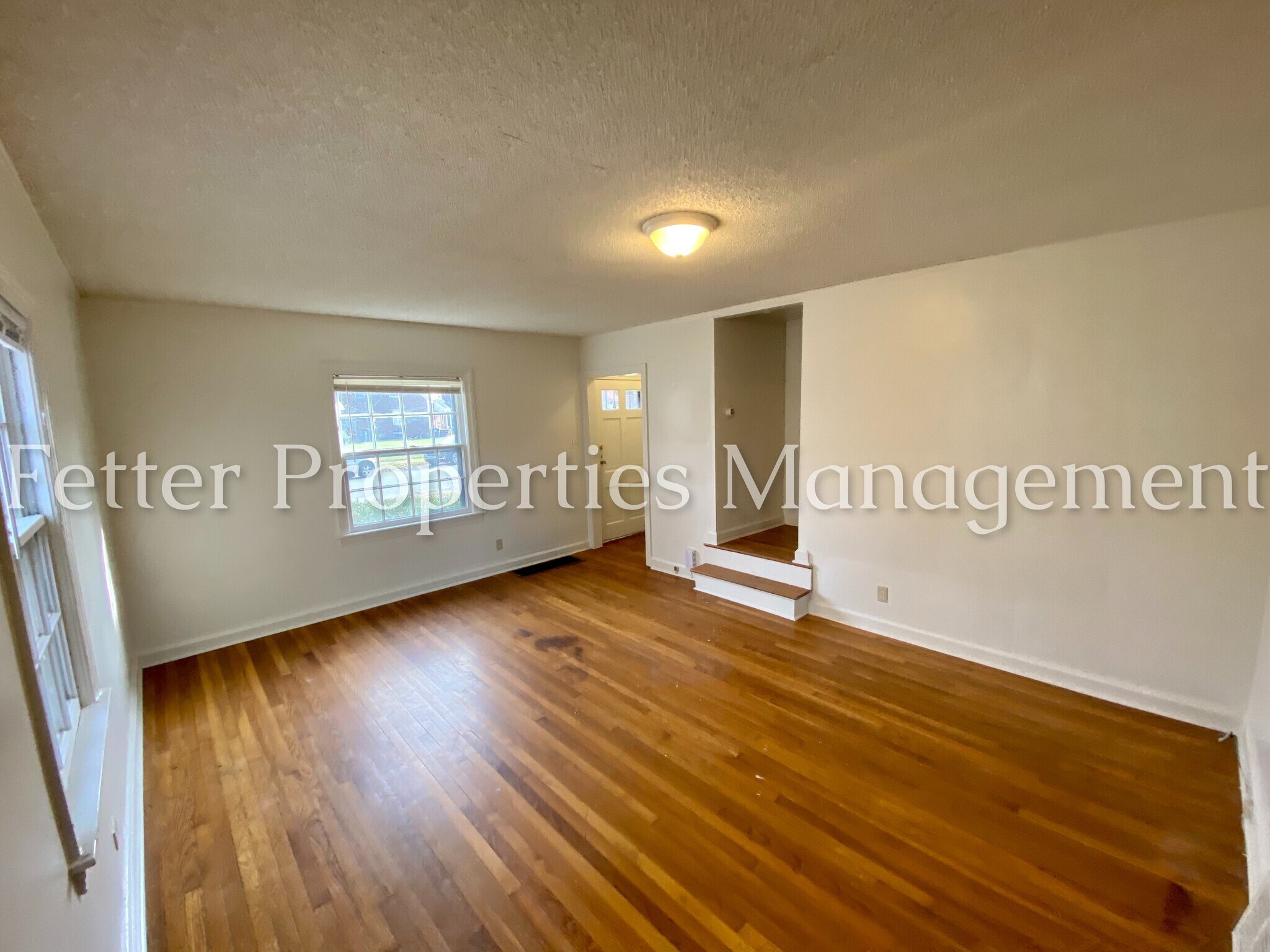 Building Photo - 1101 MacArthur Cir