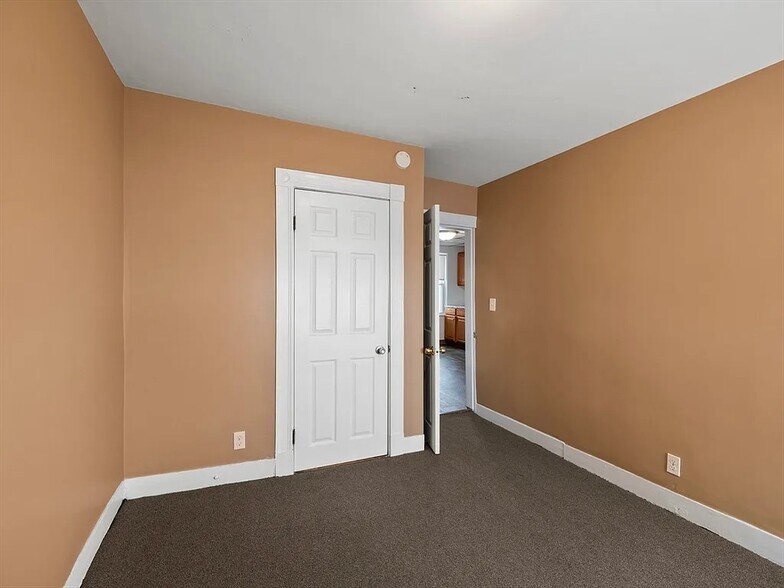 Building Photo - 115 Sagamore Ave