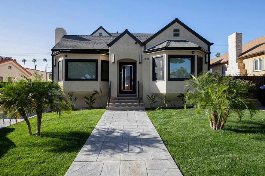 Primary Photo - 1345 Winchester Ave