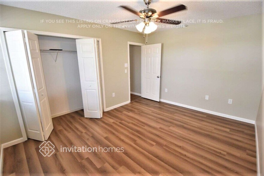 Building Photo - 4020 NW 116th Terrace