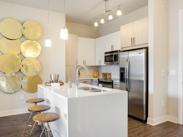 Building Photo - 2 bedroom in Dallas TX 75202