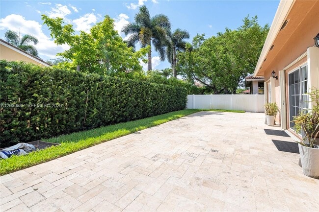 Building Photo - 3073 SW 140th Ave