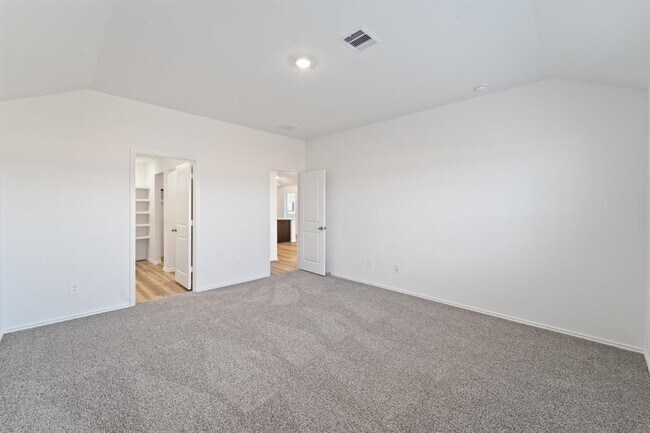 Building Photo - 1011 Vilana Ridge Ln