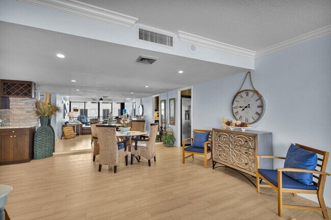 Building Photo - 4200 N Ocean Dr
