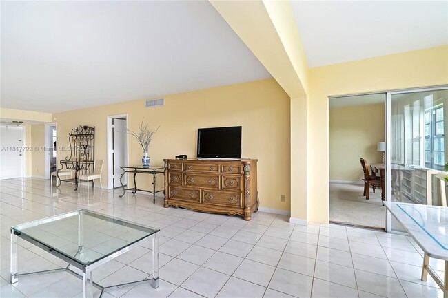Building Photo - 4500 Gefion Ct