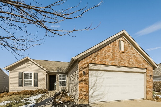 Building Photo - 9016 Hosta Way