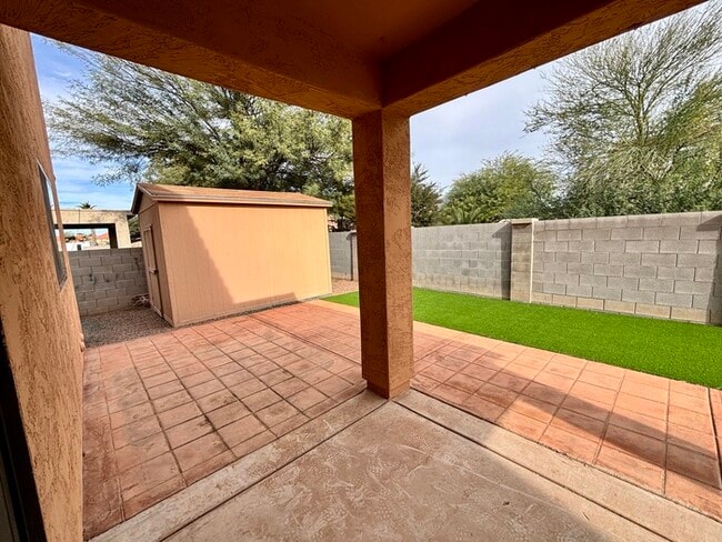 Building Photo - Fantastic 3071 square foot home in Southfork on huge 0.2 acre lot with 2 car garage, shed, 2 RV g...