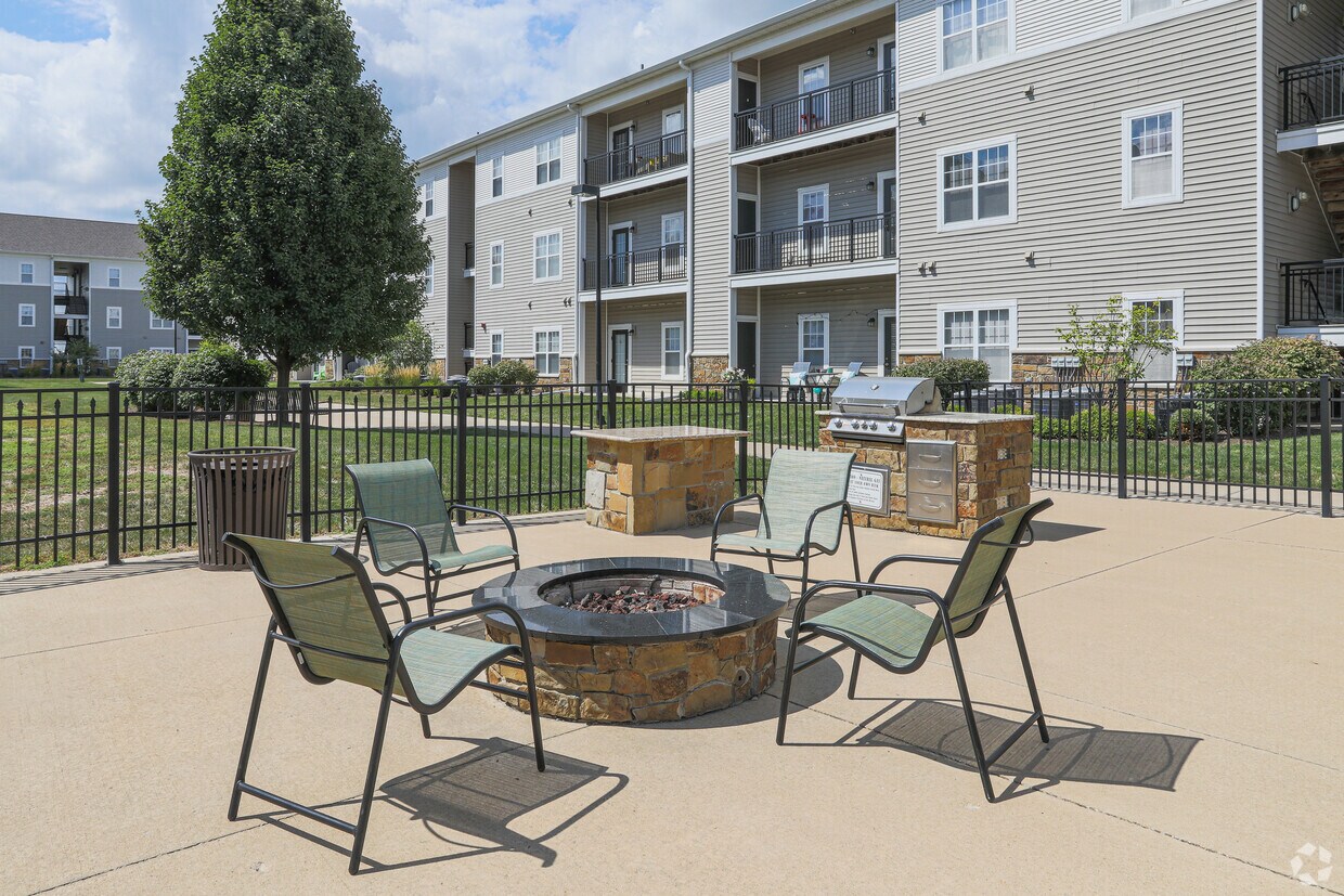 Apartments At Grand Prairie Peoria Apartments At Grand Prairie Peoria