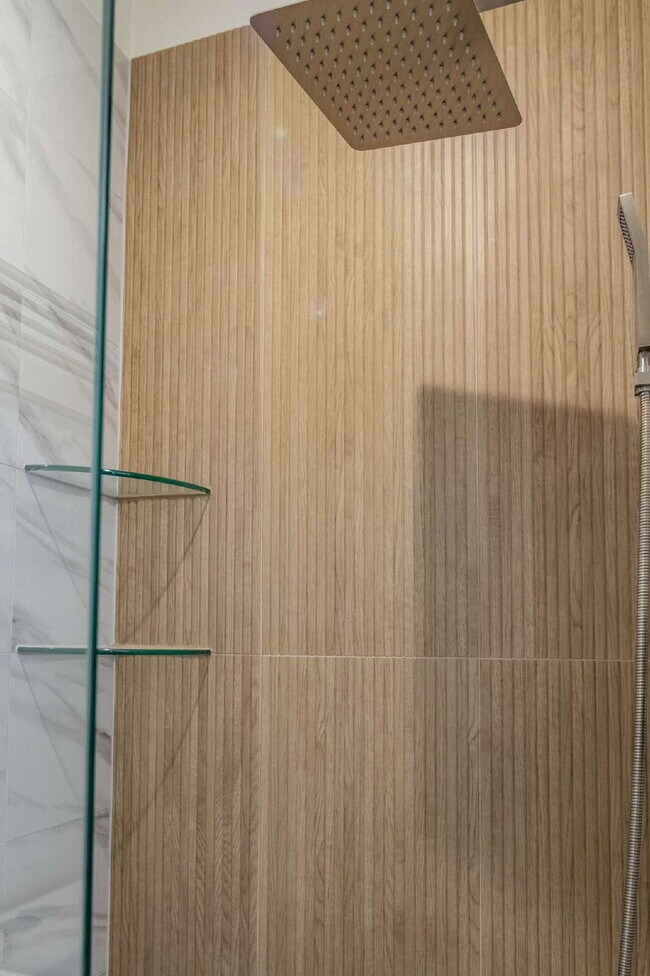 Building Photo - "COMING SOON" Stunning Remodeled Patio Hom...