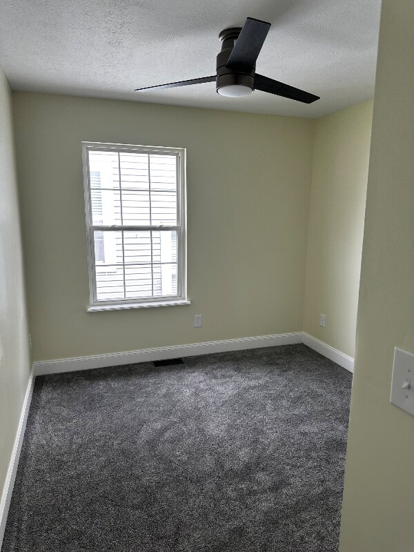 Building Photo - 403 Taylor Ave