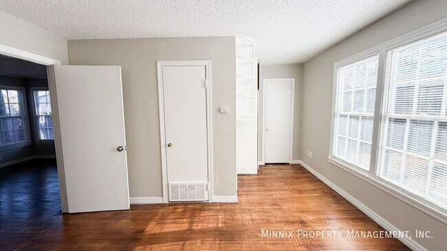 Building Photo - 3111 31st St