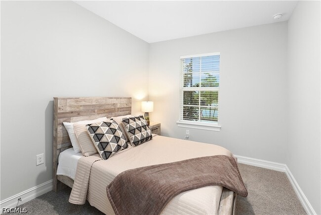 Building Photo - 44442 Palm Frond Dr